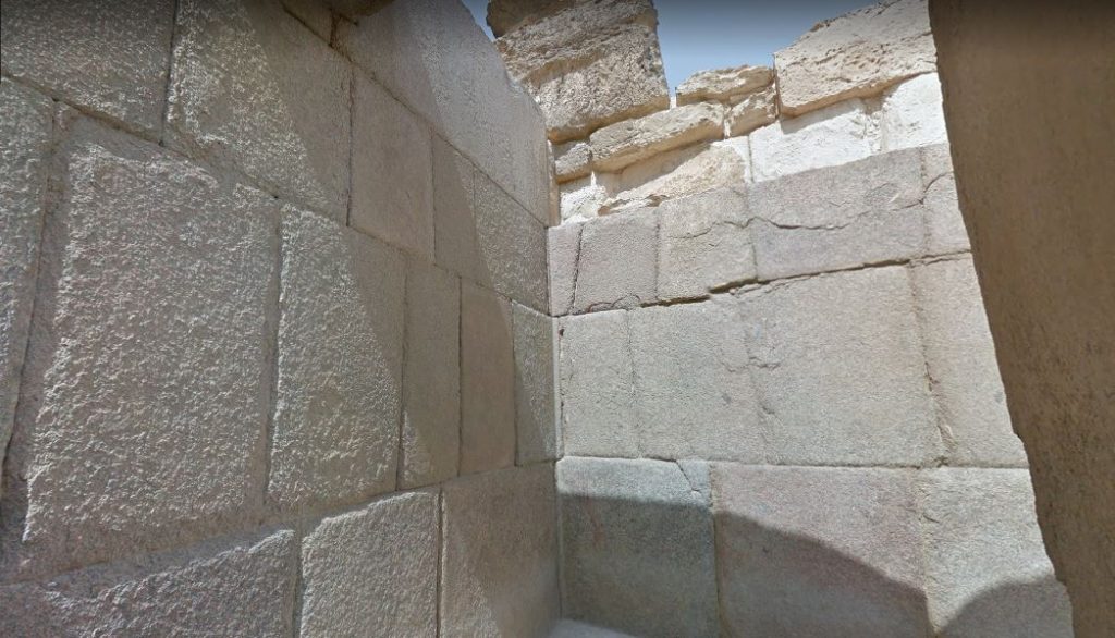 pared templo valle kefren esfinge